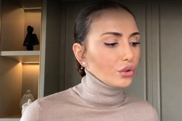 DUGUJE JOJ VELIKU SUMU NOVCA, IMAJU OZBILJNE PROBLEME: Emina progovorila o RAZVODU, nije joj lako!