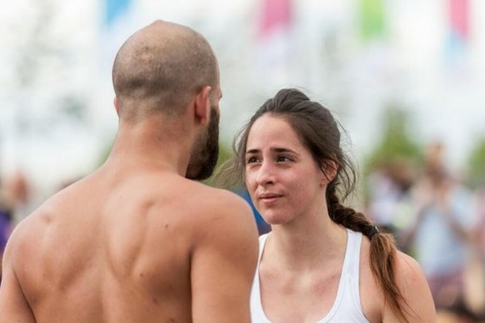 RAZVELA SE OD MUŽA, A TO ŠTO JE URADIO SA ĆERKOM UZNEMIRAVA: Dobro razmislite da li želite da SAZNATE ŠOK DETALJE!