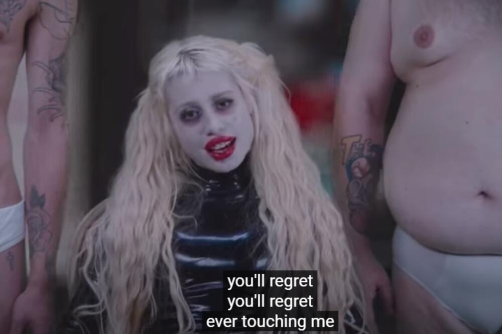 Lepe RUSKINJE koje je Putin strpao u ZATVOR imaju novi HIT, koji je toliko BEZOBRAZAN da je ZABRANJEN (VIDEO 18+)