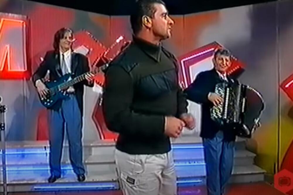 ŽENE U SRBIJI SU LUDELE ZA NJIM, PREDVIĐALI SU MU USPEŠNU KARIJERU: Pevač je na kraju imao TRAGIČNU SUDBINU!