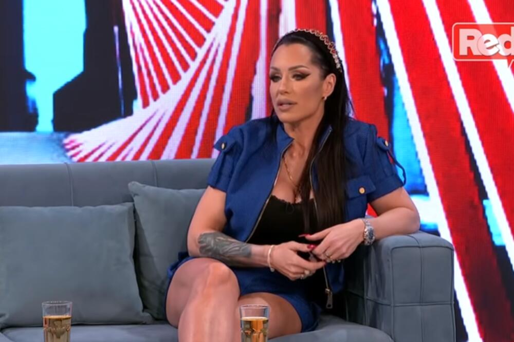 GOLA LJUBA PANTOVIĆ! Isplivale SKANDALOZNE FOTKE NAJPLAĆENIJE SRPKINJE NA SAJTU ZA ODRASLE: Od vrele poze svi LUDE!