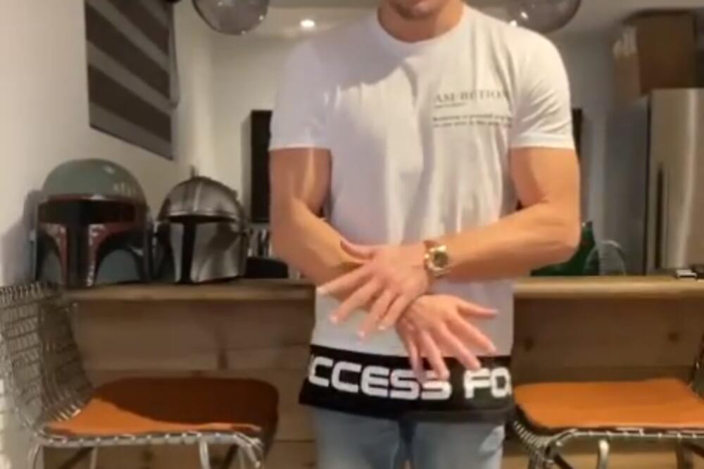 MOŽETE LI DA URADITE OVAJ IZAZOV?! Čuveni MMA borac zadao GLAVOBOLJU celom svetu (VIDEO)