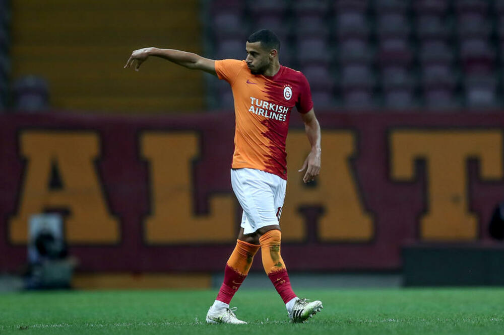 NE ODGOVARA TI TEREN? EVO TI OTKAZ! Galatasaraj po kratkom postupku otpustio legendu kluba zbog dugačkog jezika!