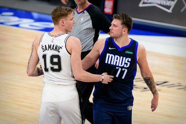 GOTOVA JE PAUZA, DONČIĆ NASTAVIO PO STAROM: Tripl-dabl za pobedu Dalasa u derbiju Teksasa, AVDIJA odličan (VIDEO)