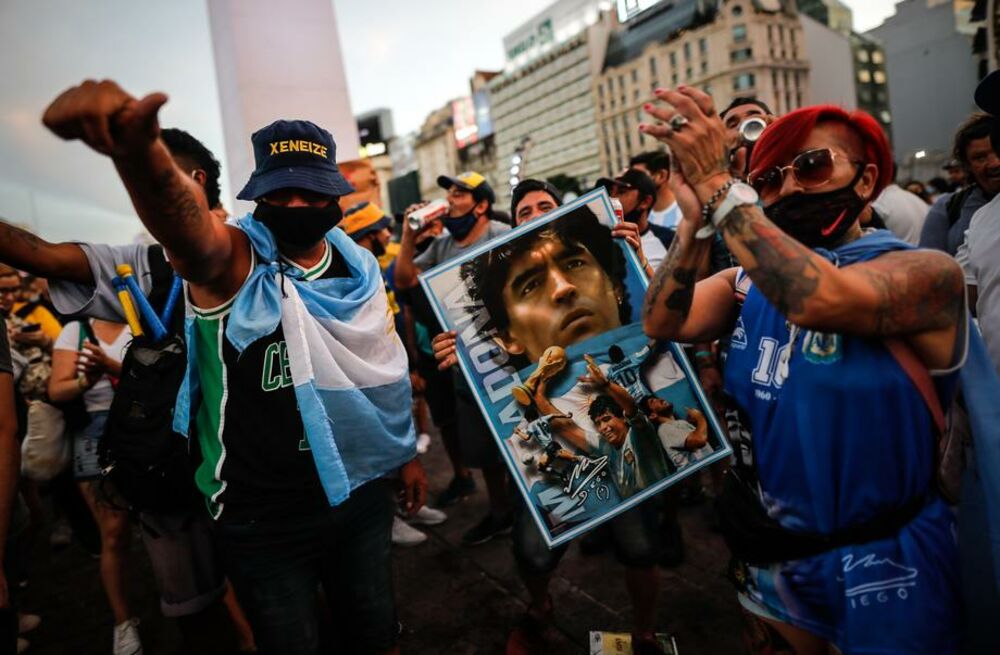 Dijego Maradona, Protesti, Buenos Ajres