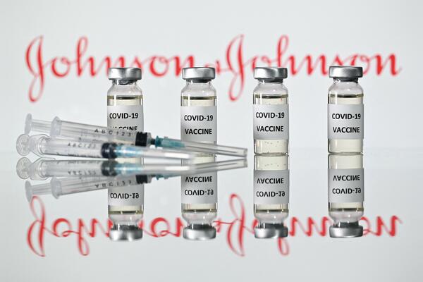 DOBRE VESTI: "Džonson i Džonson" kreće sa ISPORUKAMA vakcina za Evropsku uniju!