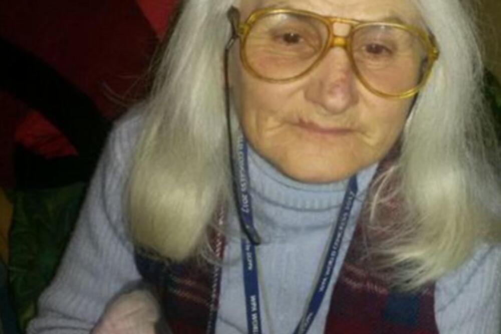 NESTALA BAKA RUŽICA IZ NIŠA: Porodici pomažu psi tragači u potrazi, mole se svi ako je vide da okrenu 192