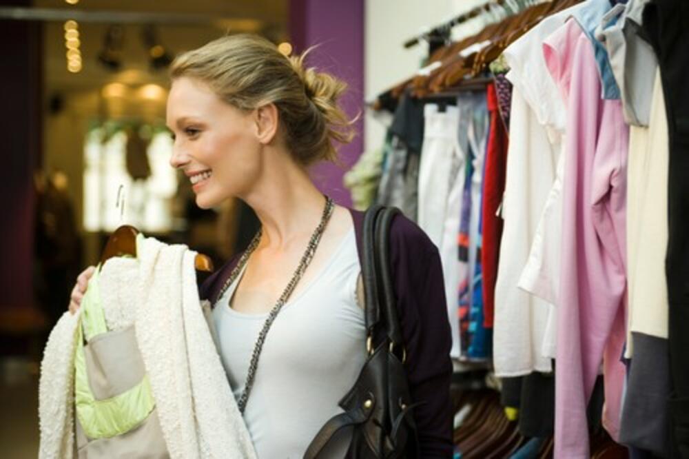 U OVIM RADNJAMA ĆE VAS OTPUSTITI AKO POKUŠATE DA SPREČITE LOPOVA: Nipošto ne zovite POLICIJU ili će vas NAJURITI