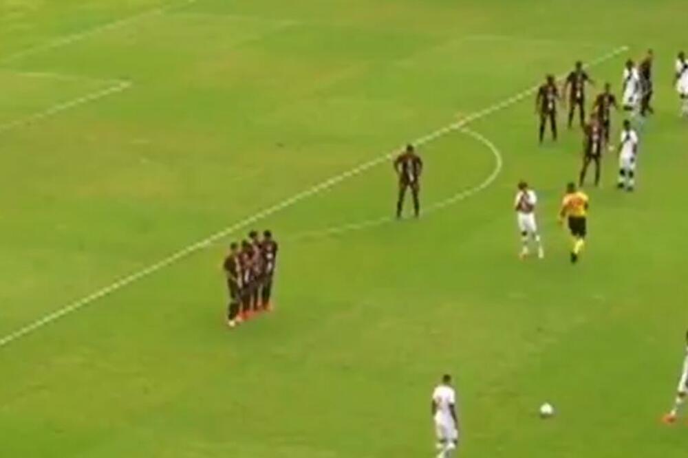 KO JE KOGA OVDE IZBRECAO? Zbunio i svoje i protivničke igrače! (Video)