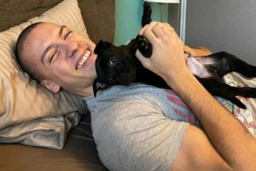 KAZNA ZA KAZNOM! BAKA PRASE DOBIO KAŽNJEN 5.000 EVRA: Ovaj put je NAGRABUSIO zbog, ni manje ni više, NJEGOVOG PSA!