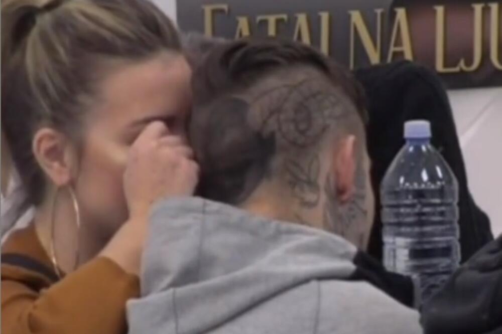 PAULA LJUBOMORNA, Fran seo pored Teodore: Nova veza u Zadruzi?