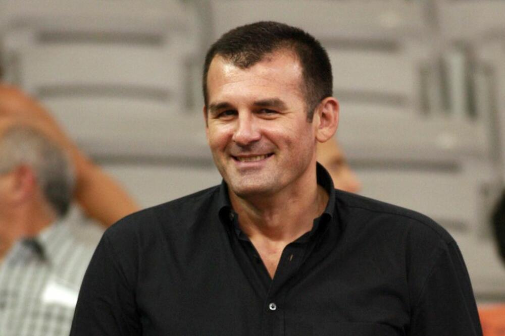 ZORAN SAVIĆ SE BACIO NA POSAO! Na meti mu je bivši igrač Zvezde