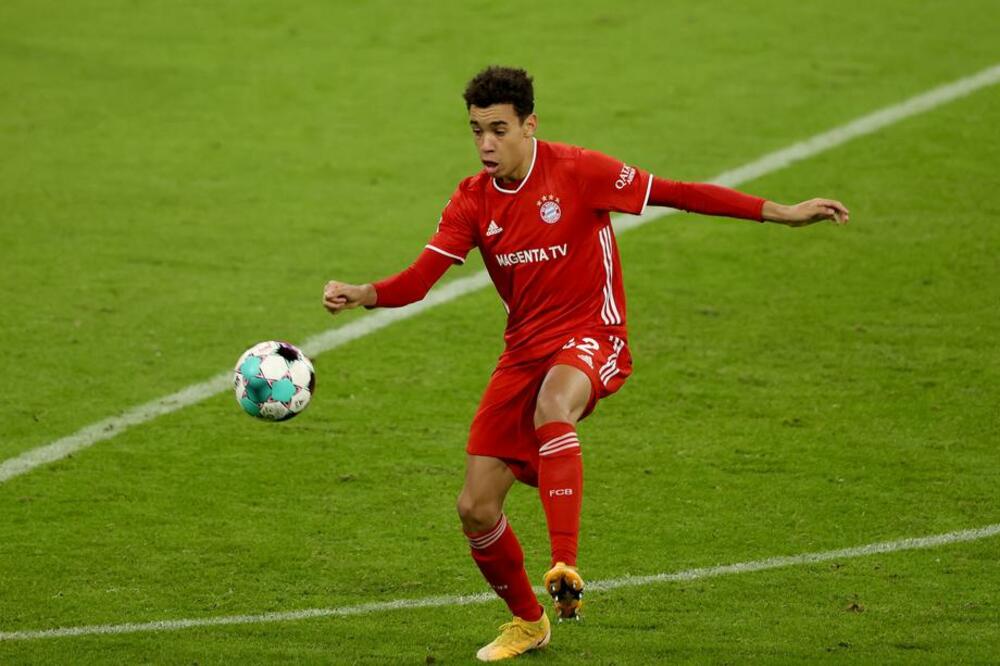 PANCERI OTELI ENGLEZIMA JEDNOG OD NAJVEĆIH TALENATA: FIFA mu dozvolila da igra za reprezentaciju Nemačke!