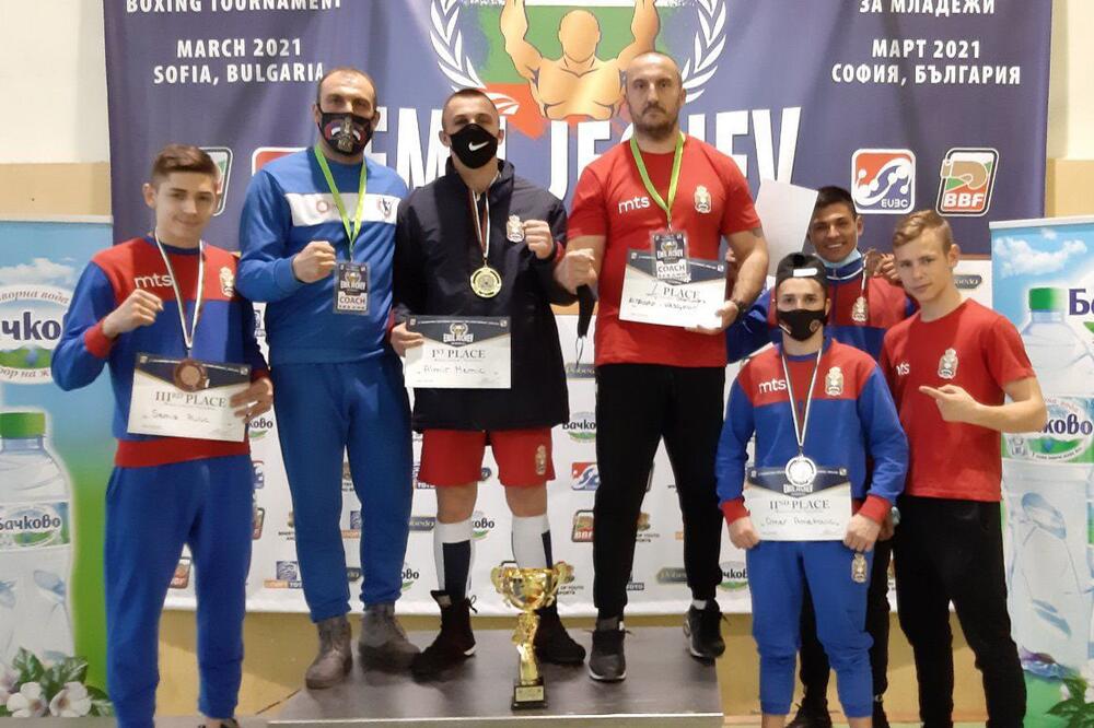 ČETIRI MEDALJE ZA SRPSKE BOKSERE U SOFIJI! Veliki podstrek pred Evropsko prvenstvo