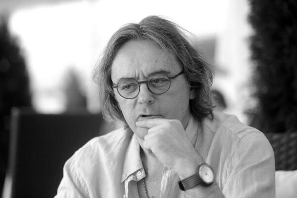 JAVNO IH RASKRINKALA! TATJANA TVRDI DA JOJ PORODICA BIVŠEG MUŽA NIJE DOZVOLILA DOLAZAK NA SAHRANU: Uputila poruku!