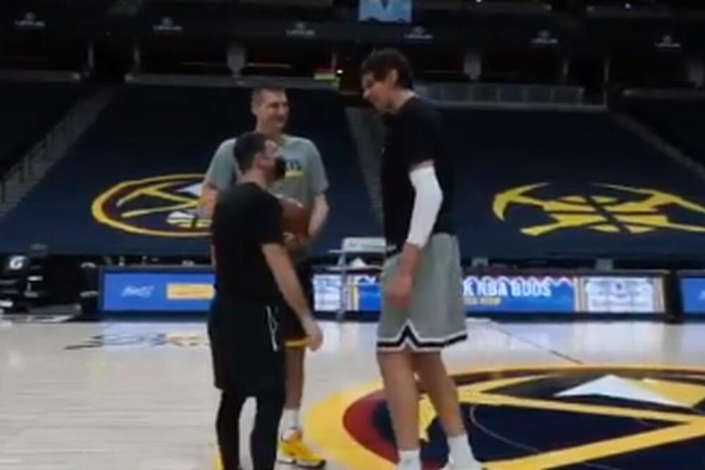 SRPSKI SE PRIČAO U DENVERU, BOBI NAPRAVIO ŠOU: Au, brate, upropastio si se! Je l' te muči žena?! (VIDEO)