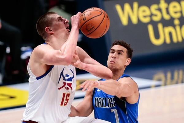 SRBI SU ČVRSTI I JOKIĆ NE ŽELI DA IH RAZOČARA, DA KAŽU DA NIJE RATNIK! Nikola igrao povređen, trener ostao u čudu!