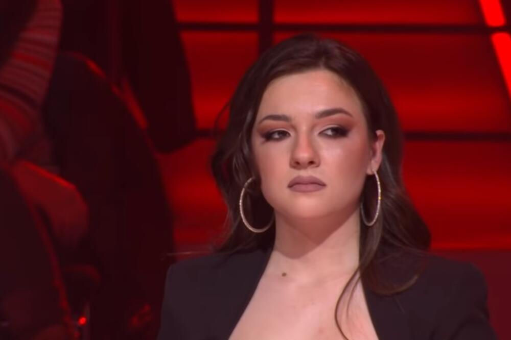 "ZAUVEK SAM ZAVRŠILA SA ZVEZDAMA GRANDA"! Diskvalifikovana takmičarka se poslednji put oglasila, sve se završilo!