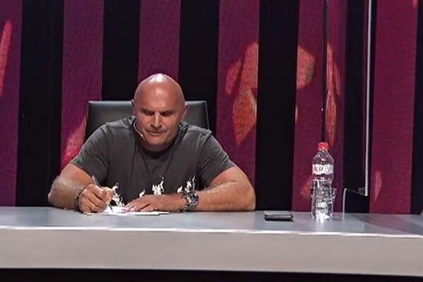 MILI SE OGLASIO NAKON SKANDALA I DISKVALIFIKACIJE U ZVEZDAMA GRANDA: Nakon ove izjave sve je jasno!