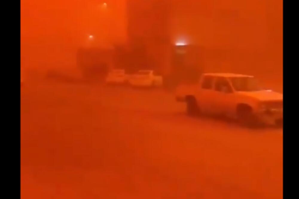 BLISKI ISTOK NESTAO U PESKU U PRAŠINI: Vidljivost smanjena do nekoliko metara, otkazani letovi! (VIDEO)