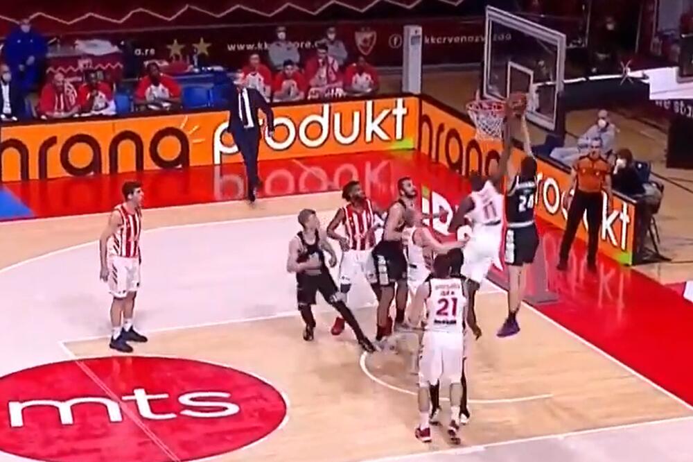 RAMPA RITA JE POTEZ DERBIJA: Cela klupa Zvezde je poskočila posle blokade Australijanca! (VIDEO)