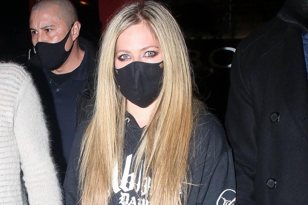 NAKON VESTI DA JE MRTVA, POJAVIO SE NOVI TRAG U JEZIVOM SLUČAJU: Detalj mnoge UPLAŠIO, uslikana ČUDNA BOLEST!(FOTO)