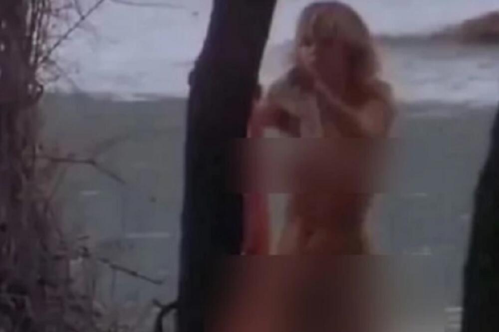 POJAVILA SE POTPUNO GOLA NA FILMU, TA SCENA I DALJE "RADI": Nakon 3 decenije DESILO SE OPET, ODJEKNULE FOTKE (FOTO)
