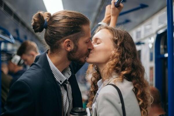 MUŠKARCI SA JEDNOM KRVNOM GRUPOM SU NAJBOLJI U KREVETU: Ne tvrdimo mi, već NAJNOVIJE ISTRAŽIVANJE