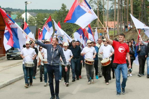 ČAJETINA POKREĆE INICIJATIVU: Jedna od kabina na Gold Gondoli će poneti ime VELIKOG Dragoljuba Đuričića?