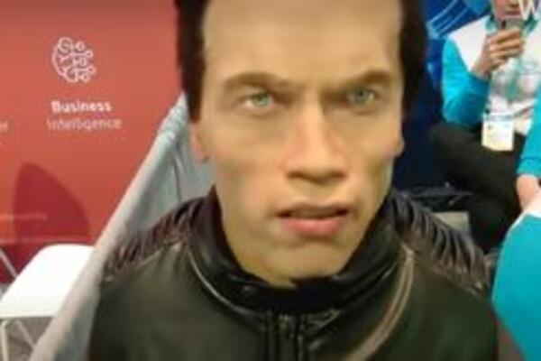 DA LI NAM PRETI OPASNOST ILI STIŽE POMOĆ? Ruski roboti izgledaju kao ljudi (VIDEO)