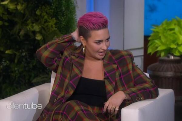 Potresna ispovest SLAVNE PEVAČICE: Silovana sam kao TINEJDŽERKA, a to mi je uradio i DILER kad sam se PREDOZIRALA!