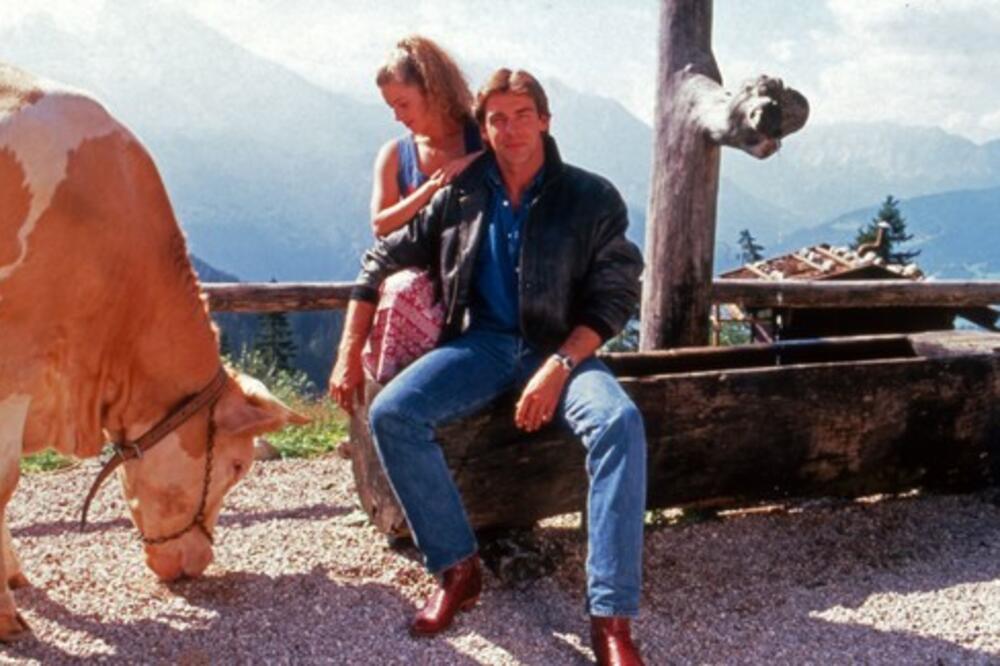 SRPKINJE SU SEKLE VENE ZA NJIM 80-IH! Sećate li se popularnog Uda? 50 GODINA odolevao braku, pa se OŽENIO