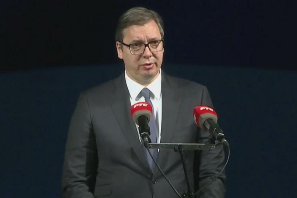 PREDSEDNIK VUČIĆ POSLAO VAŽNU PORUKU SVIM GRAĐANIMA: Srbija danas nije slaba, ne preti, ali i ne zaboravlja!