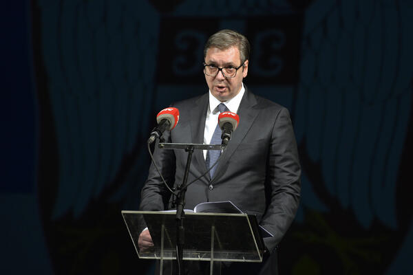 VUČIĆEVA PORUKA NA POČETKU MEĐUSTRANAŠKOG DIJALOGA: Polazi se od belog papira