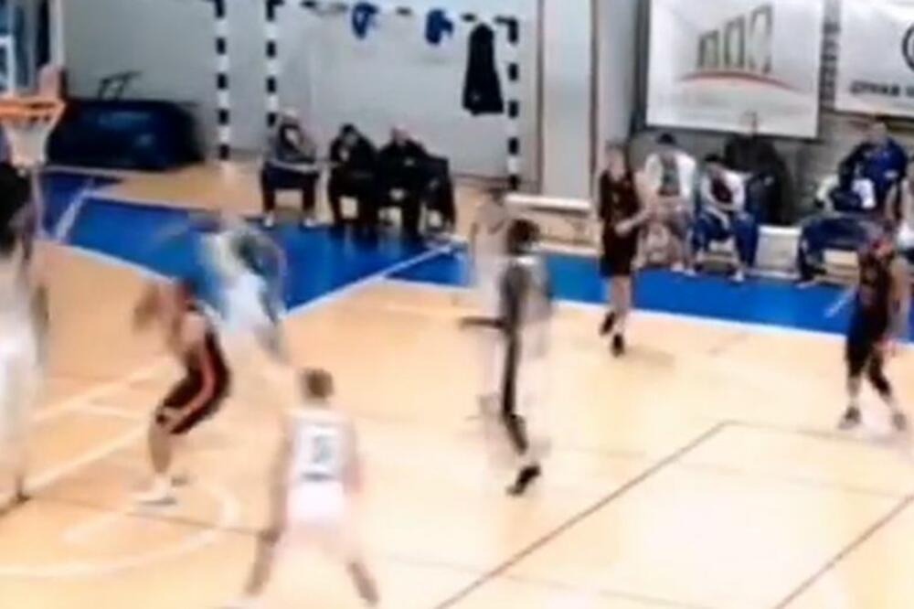 KO LETI VREDI, KO NE LETI NE VREDI: Fintom šuta povredio dvojicu košarkaša - I to u KLS-u! (Video)