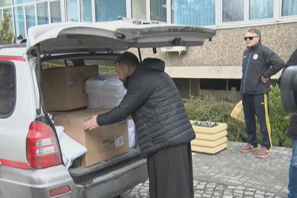 POSLE ZLOSTAVLJANJA, POJAVILA SE HUMANA VAJBER GRUPA: Donirana medicinska oprema Čačku i Ivanjici!