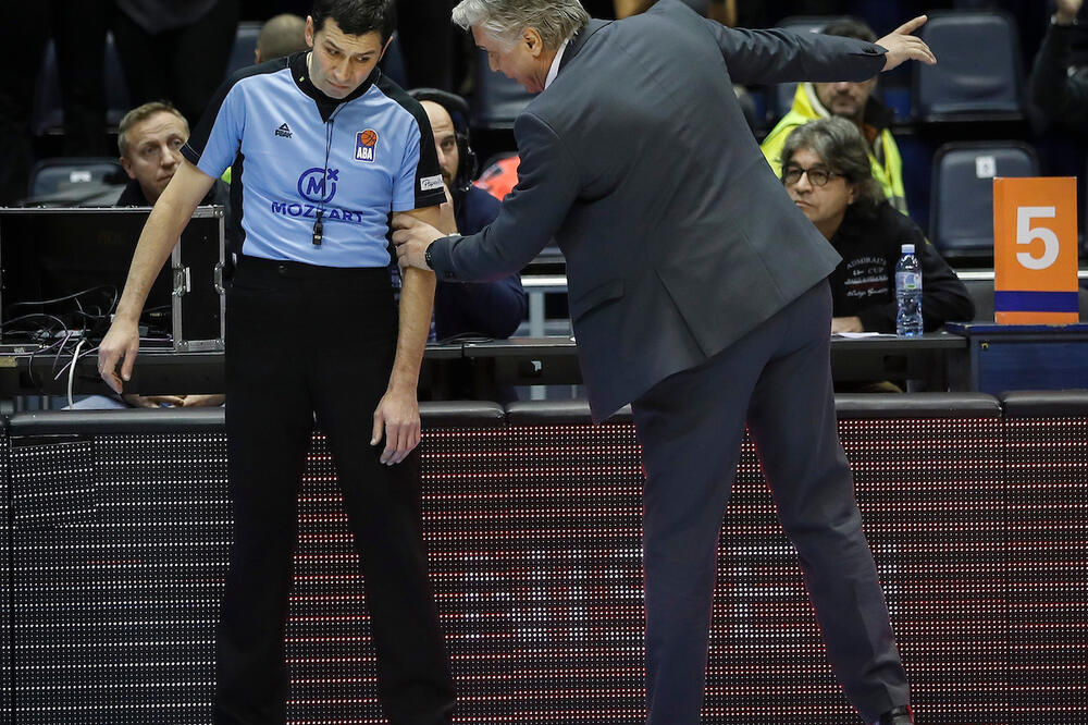 SUDIJSKA TROJKA SUSPENDOVANA ZBOG MEČA U ZAGREBU: Neće voditi duel Budućnost - Zvezda!