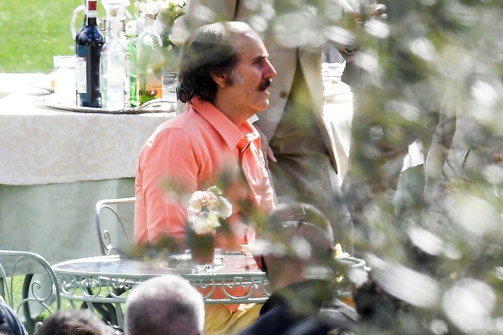 TRANSFORMACIJA VEKA! VAŽIO JE ZA NAJBOLJEG FRAJERA IZ HOLIVUDA: Danas ga ni ROĐENA majka ne bi prepoznala! (FOTO)