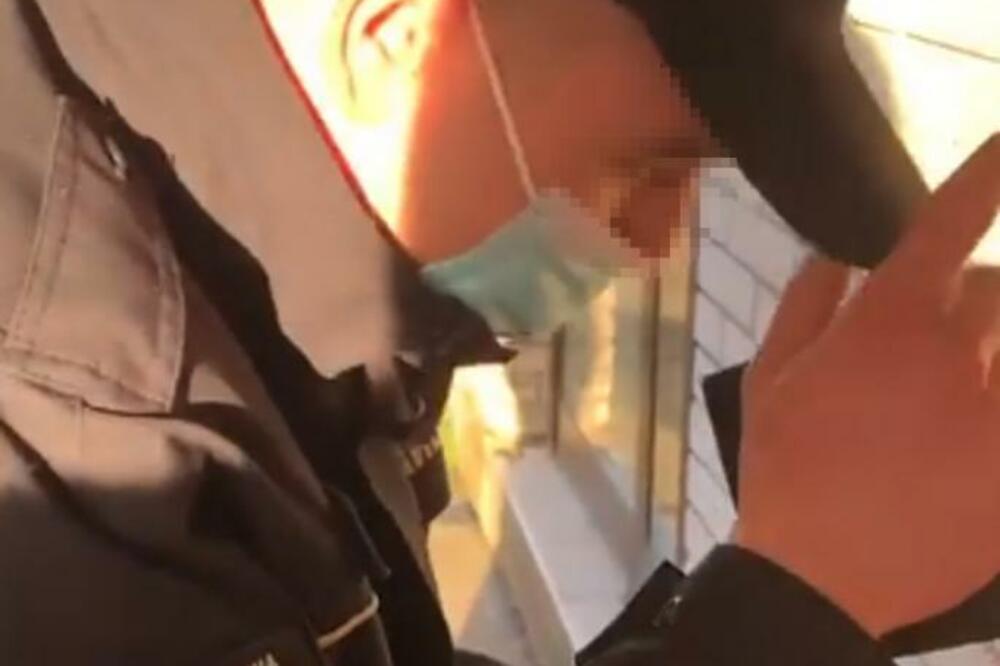 PRETERALA!BIVŠA RIJALITI UČESNICA PREKLINJALA POLICAJCA ZA INTIMNI ČIN:Objavljen snimak moljakanja,JAKO NEPRIJATNO!