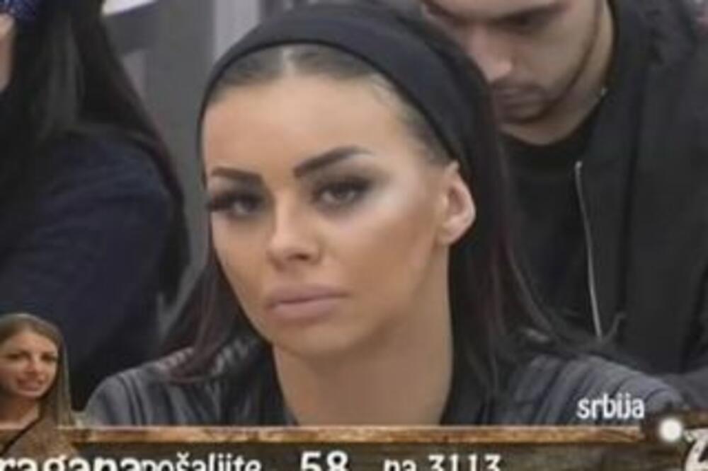 OPA! ISPLIVALA FOTKA BIVŠE ZADRUGARKE U ZAGRLJAJU OPASNE ZVERKE: Velika ljubav u najavi! (FOTO)