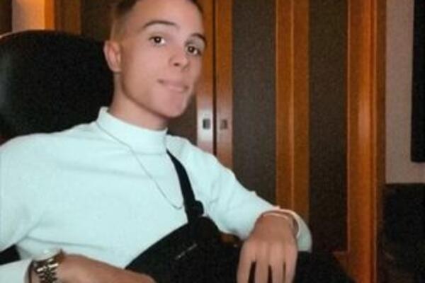 OGOLEO DUŠU! VOJAŽ PROGOVORIO O DETALJIMA RASKIDA SA BRESKVICOM: Pomenuo i NOVAC!