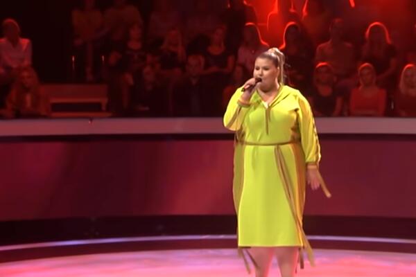 EVO KAKO IZGLEDA KADA NEKO IZGUBI SKORO 100 KILOGRAMA: Naša pevačica objavila FOTKU PRE I POSLE!