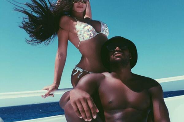 VEČITA MISTERIJA! ELENA KITIĆ ODSKAČE OD SVIH PEVAČA: Živi život MILIONERA, obezbeđenje NE DA nikome da joj priđe!