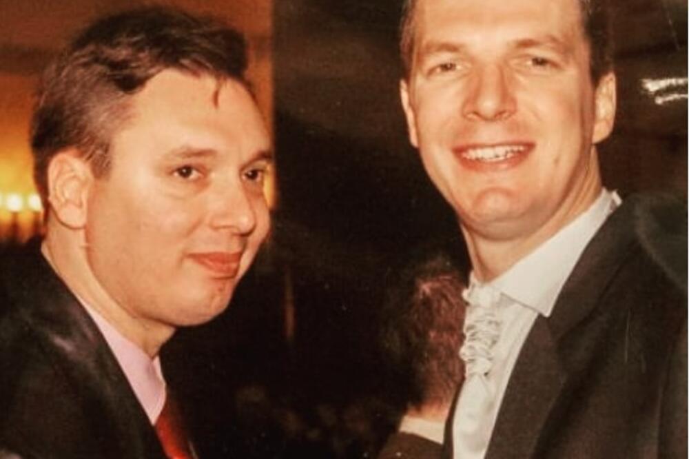 VUČIĆ UPUTIO REČI PODRŠKE BRATU: Predaja nije opcija! (FOTO)