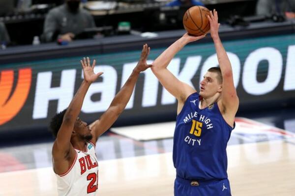 JOKIĆU SE SPREMA KAZNA ZBOG OVIH REČI: To je smešno! Nikola i Marej opleli žestoko, a NBA to ne toleriše!