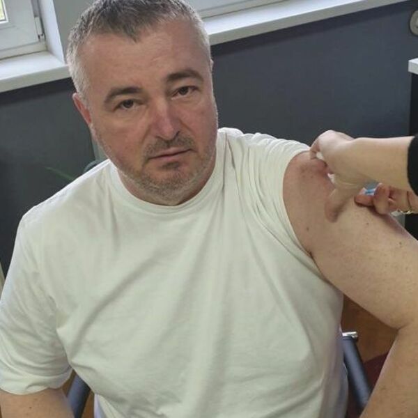 BAJATOVIĆ SE VAKCINISAO I POZVAO SVE GRAĐANE DA UČINE ISTO: Direktor Srbijagasa se priključio akciji Espresa
