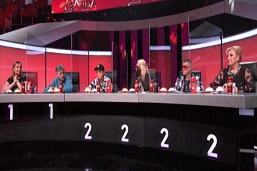 CRNOGORKA ZAPEVALa SRPSKU PESMU U ZVEZDAMA GRANDA I NAPRAVILA ZEMLJOTRES: "Neće mi dati da pređem granicu"!