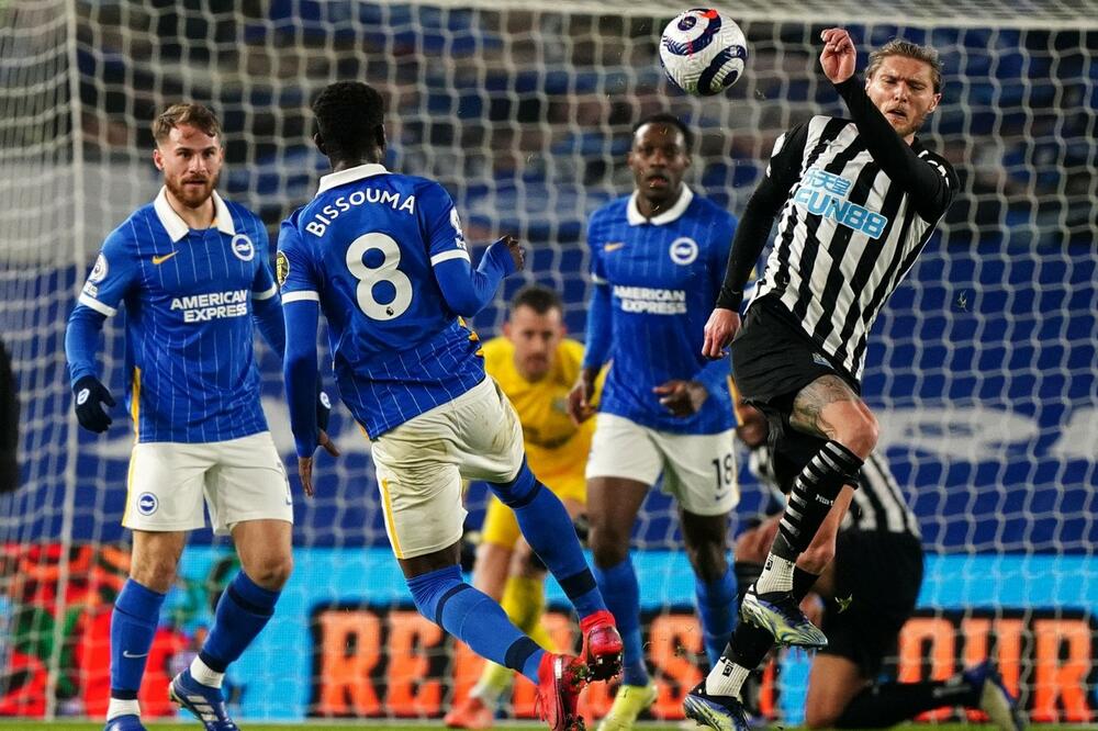 BRAJTON OSVOJIO BITNE BODOVE ZA OPSTANAK: Njukasl tone sve dublje!