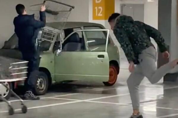 POLICIJO, HVATAJ OVAJ OLOŠ! Snimali se na TikToku i LOMILI TUĐA KOLA! Tek je ono što su vikali BOLESNO (VIDEO)