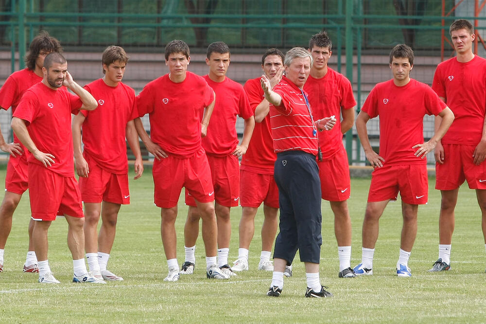 KAD JE DOŠAO U ZVEZDU ZVALI SU GA MARADONA: Bio sam najbolji igrač, a dinara nisam dobio! Oprostio sam 400.000!